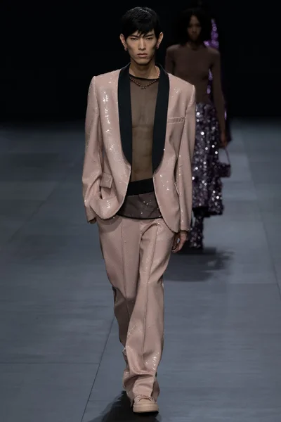 Look 65